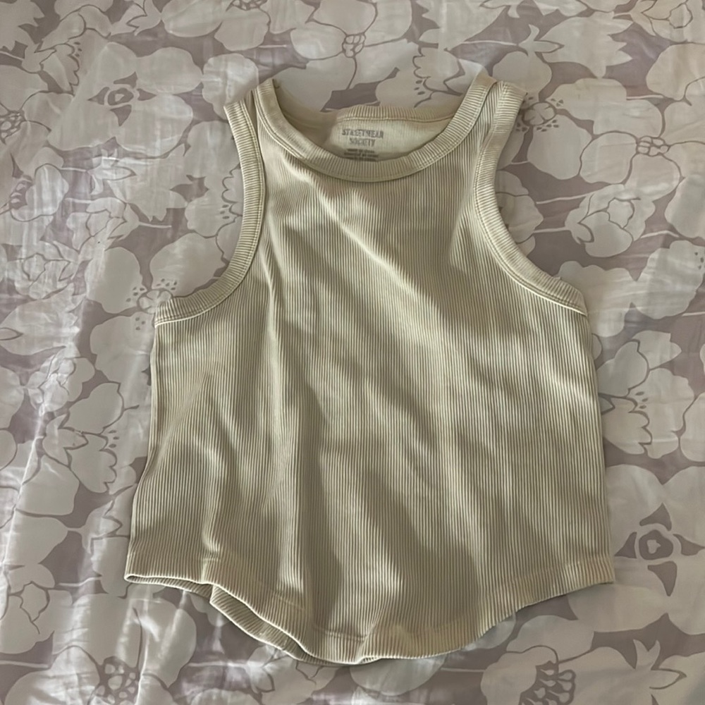 Cute pastel yellow ribbed crop top
